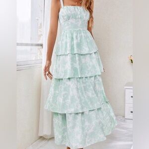 NEW women’s summer ruffle dress sz small